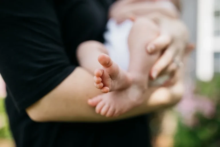 Emzirme Döneminde Beslenme ve Sağlıklı Atıştırmalıklar