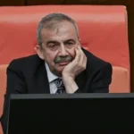 Sırrı Süreyya Önder’in Hayatındaki İnovatif Başarılar
