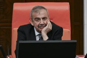 Sırrı Süreyya Önder’in Hayatındaki İnovatif Başarılar